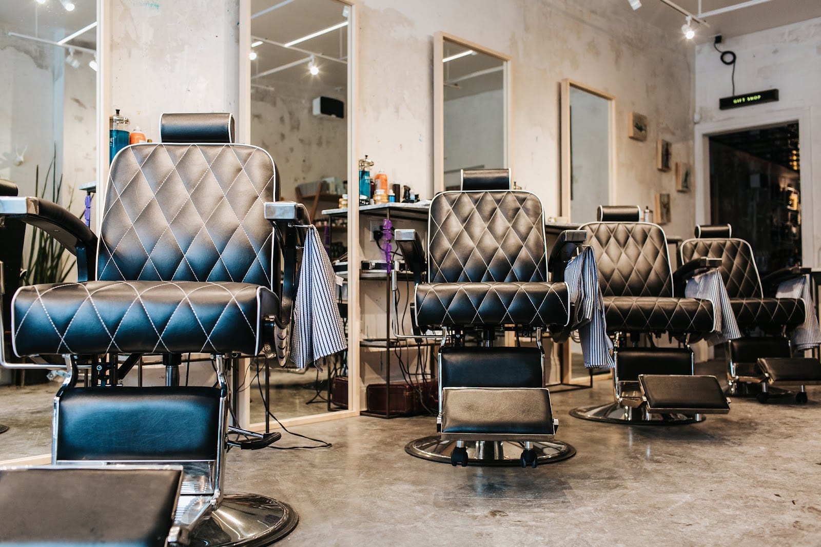 Barber & Co, photo 2
