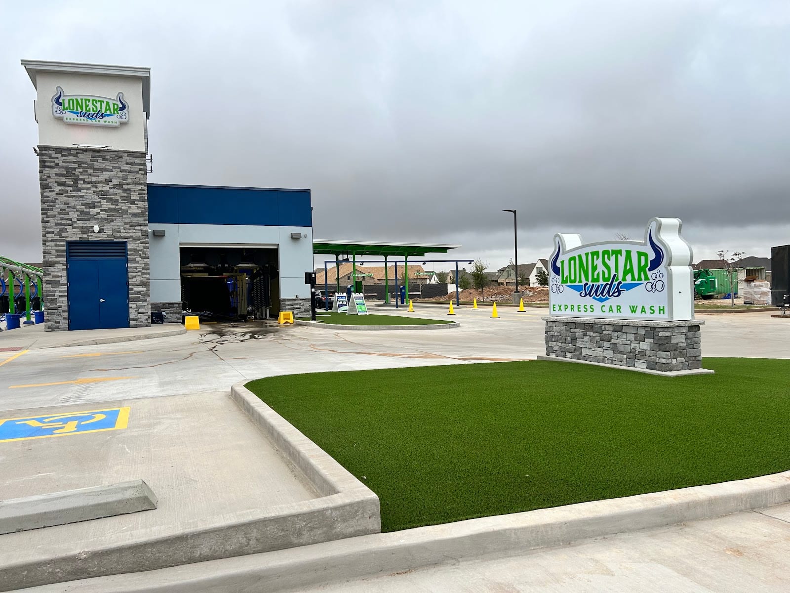 Lonestar Suds Express Car Wash