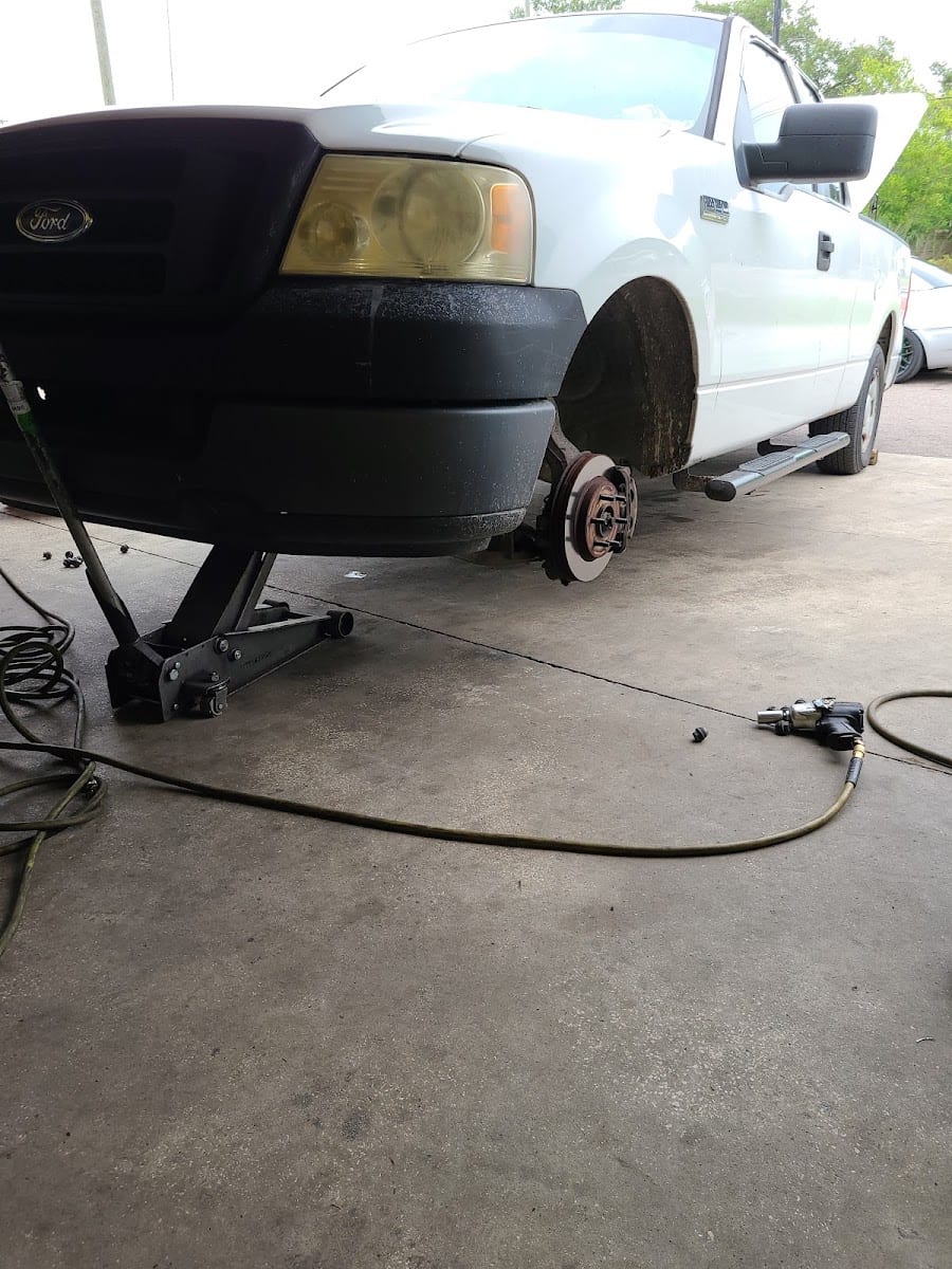 Rose Tire Shop, photo 3
