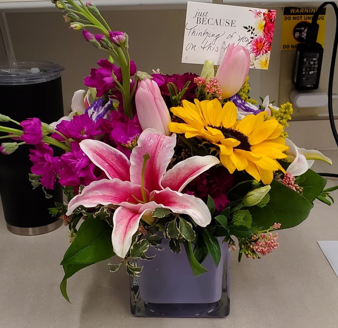 Wild N Blooming Bouquets, photo 4