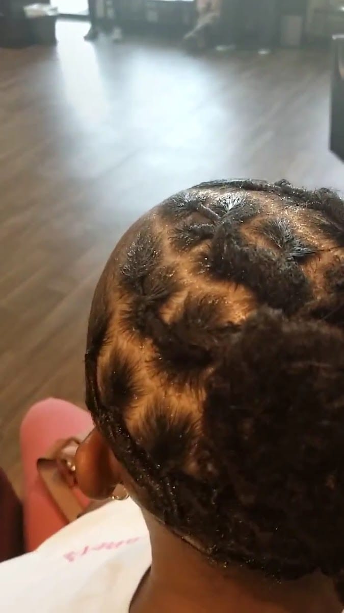 Hair Envy, photo 2