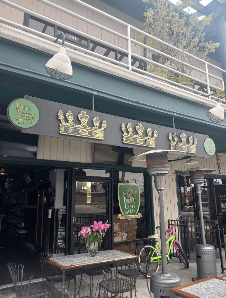Triple Crown Tavern, photo 3