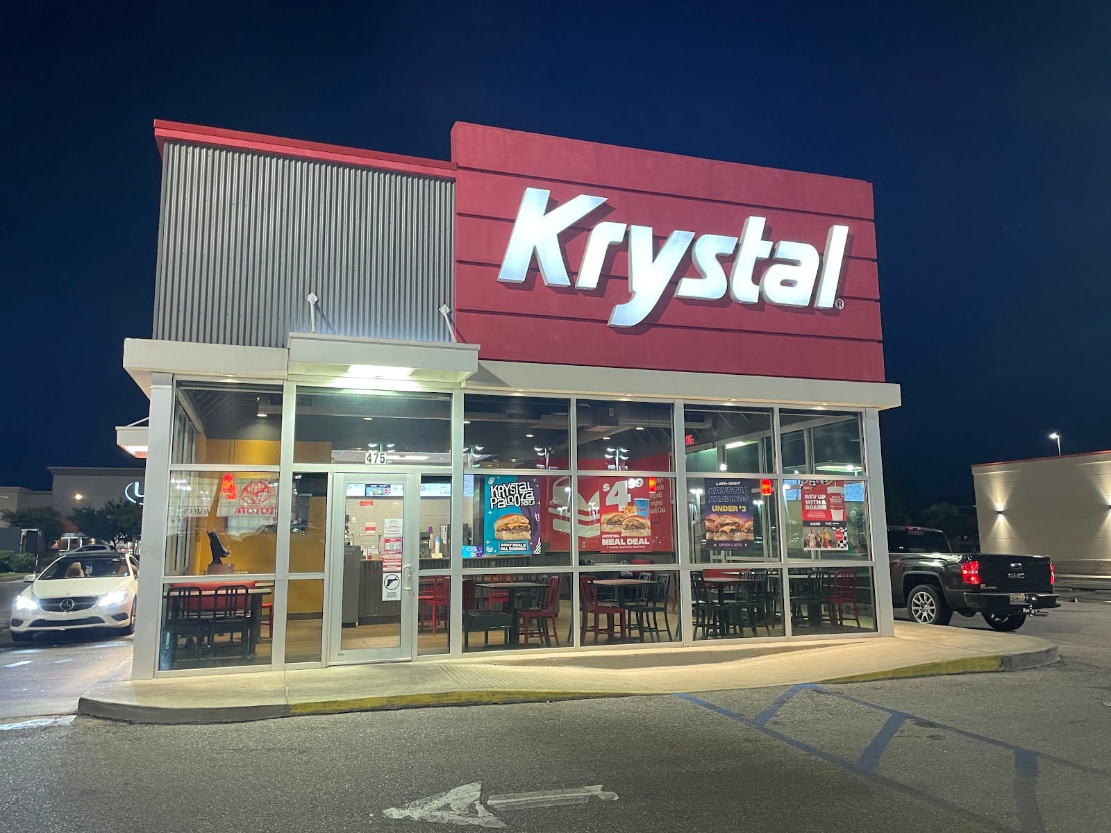 Krystal, photo 2