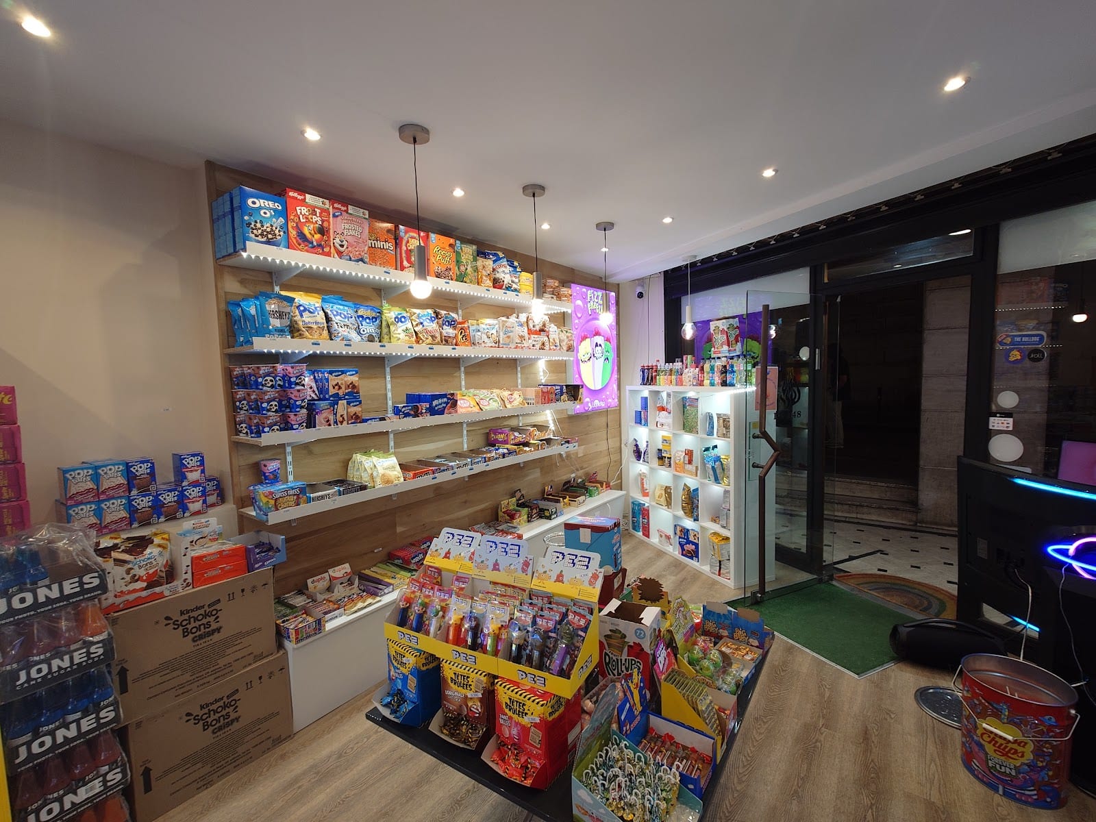le 148 concept store