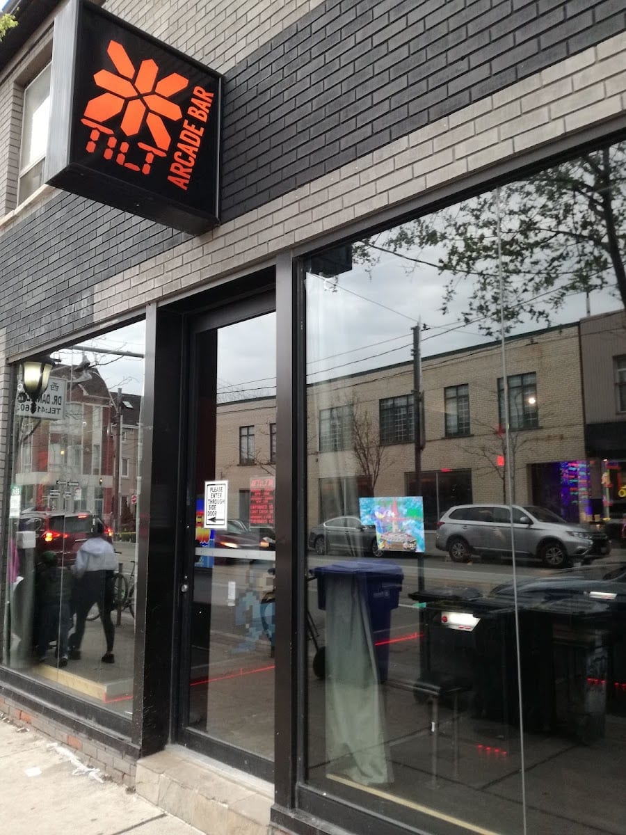 Tilt Arcade Bar
