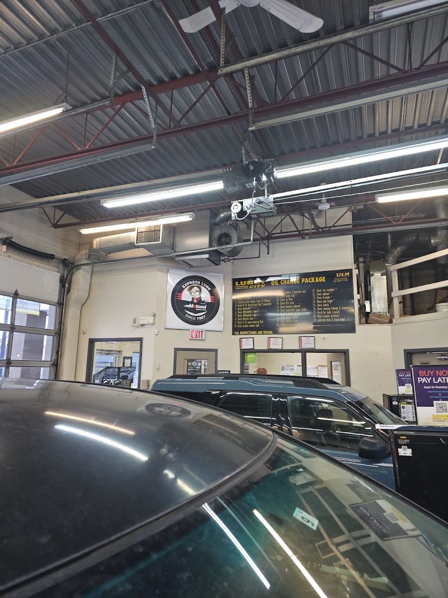 Lube City, photo 4