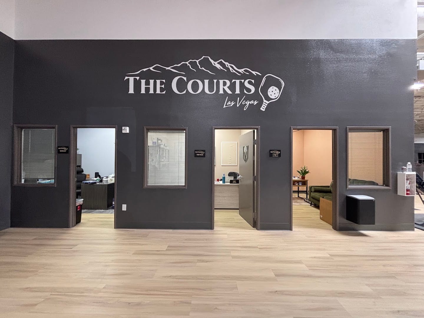 The Courts LV, photo 2