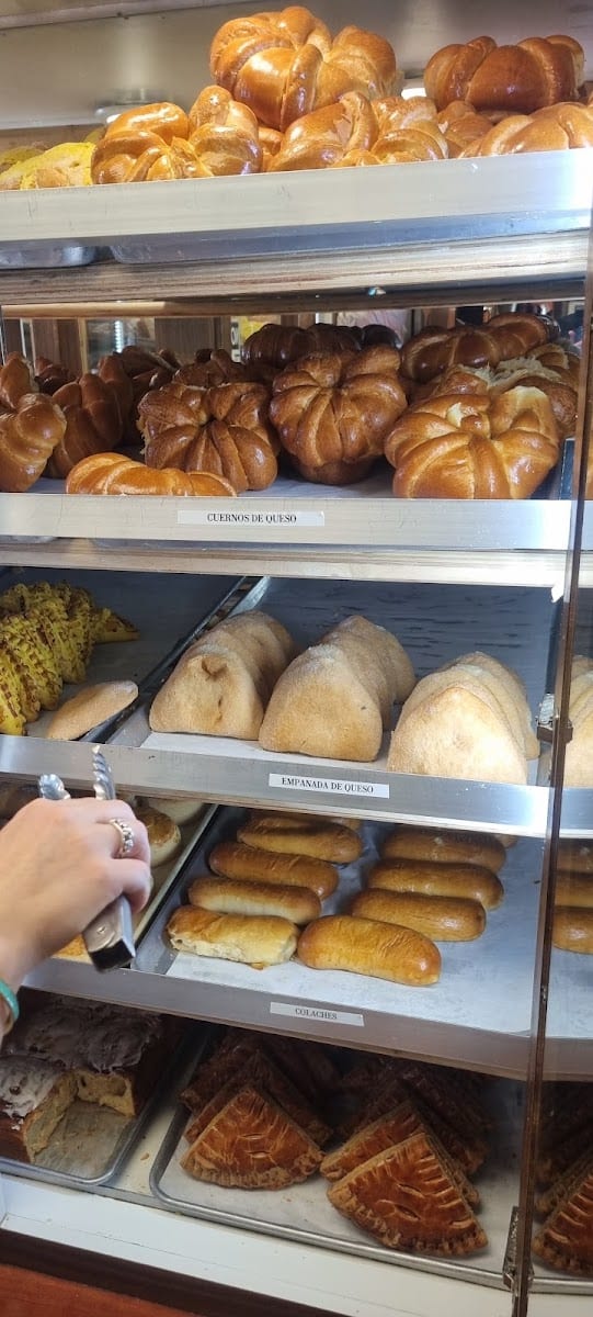 Cafe & Bakery Mucho Mexico
