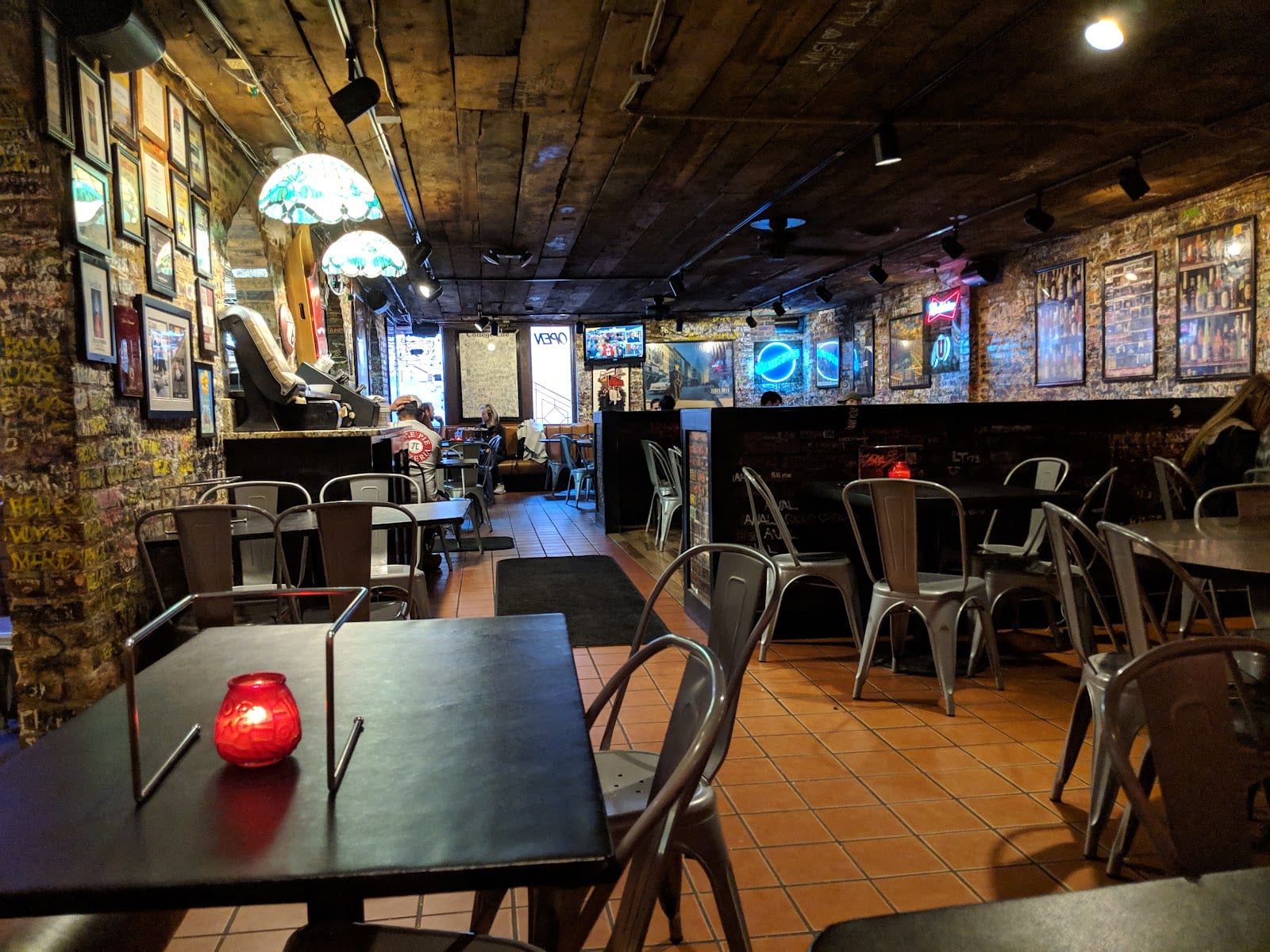 The Pie Pizzeria - Underground