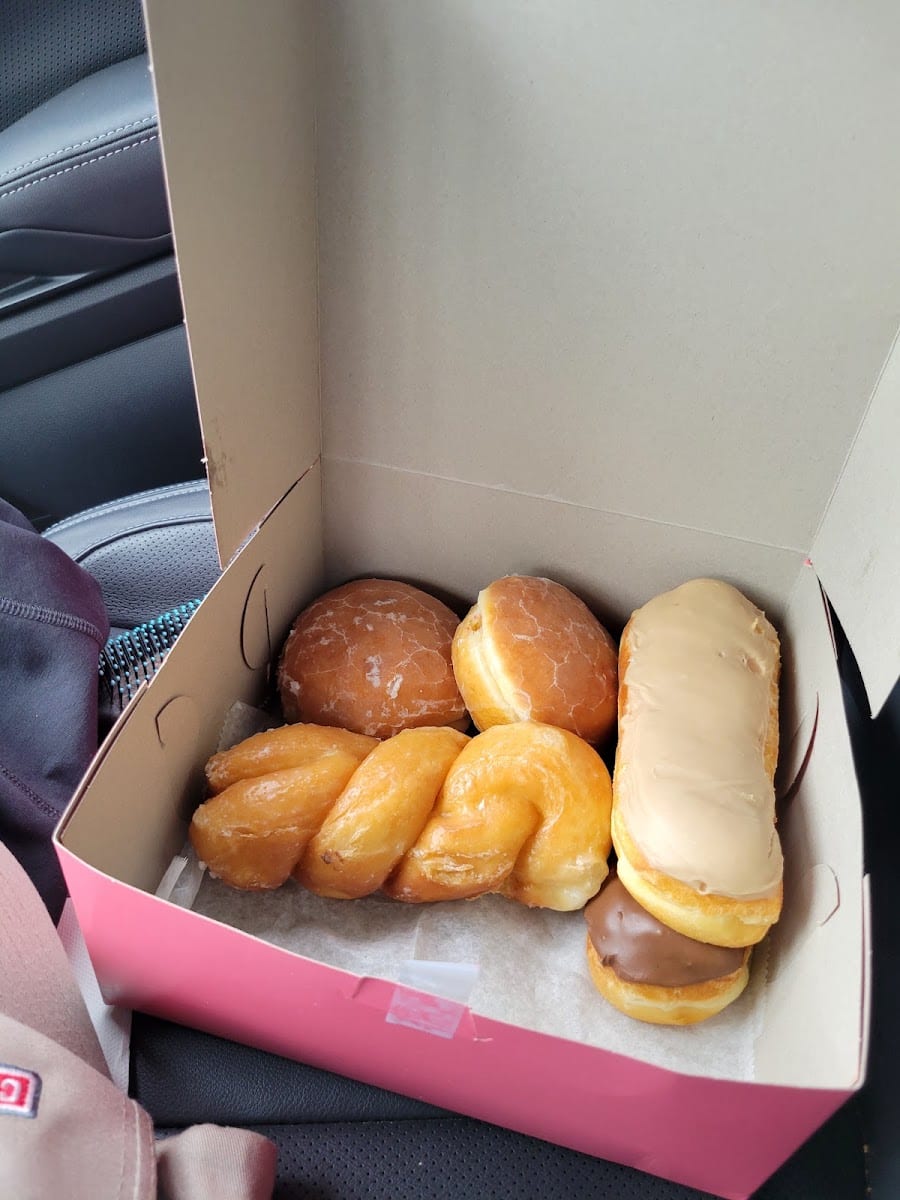 D K's Donuts, photo 3