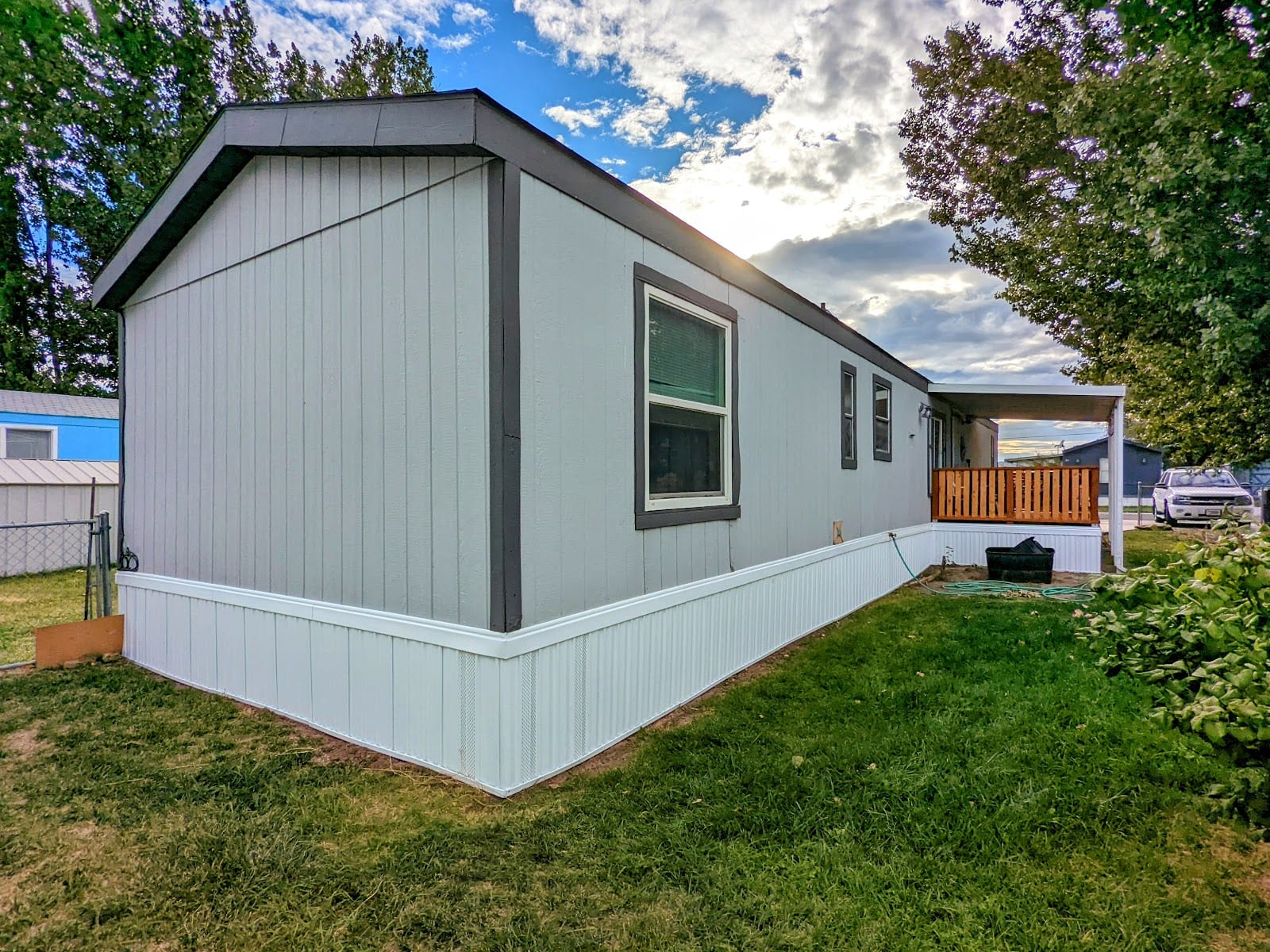 MOBILE HOME SPECIALIST, photo 2