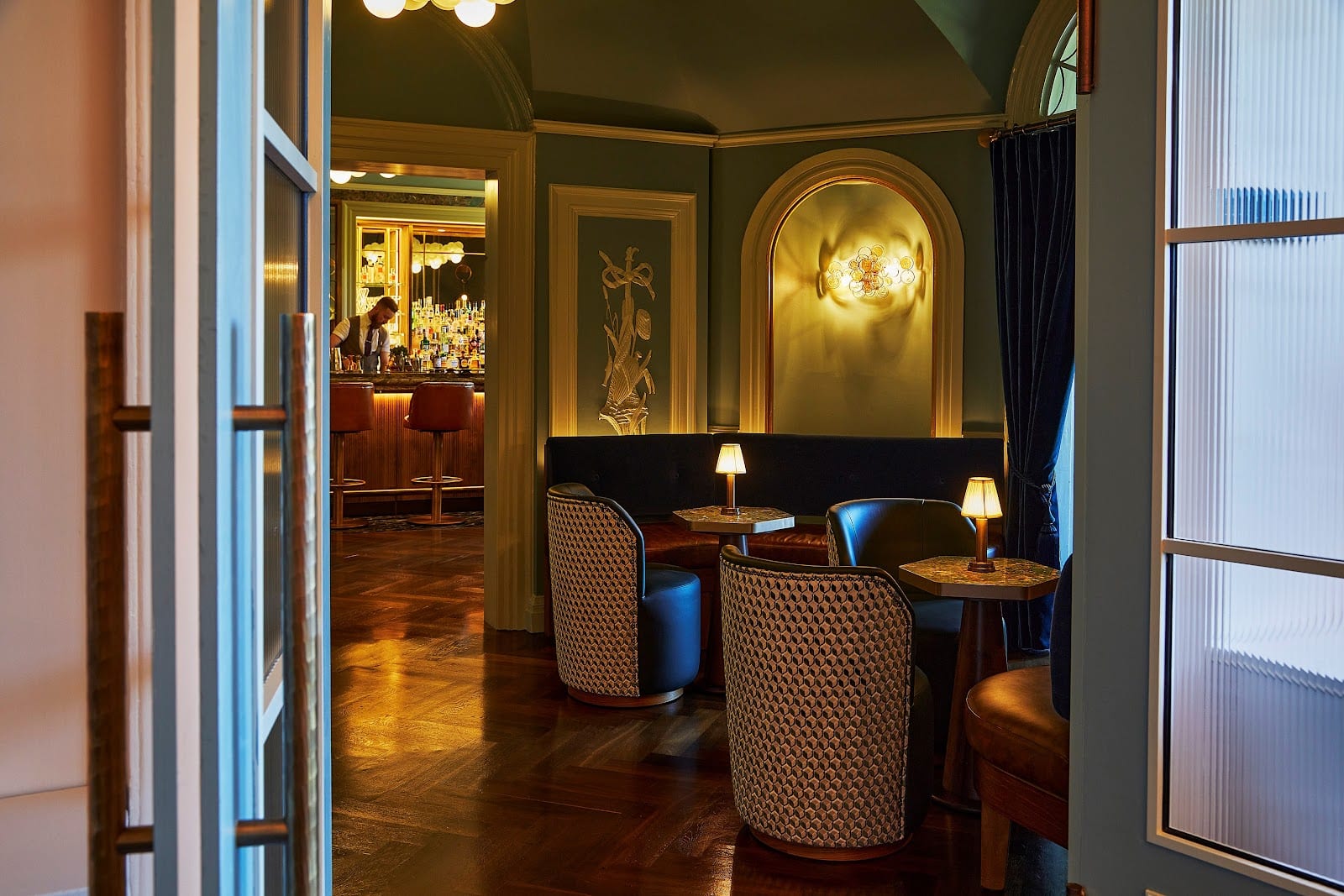 Octagon Bar