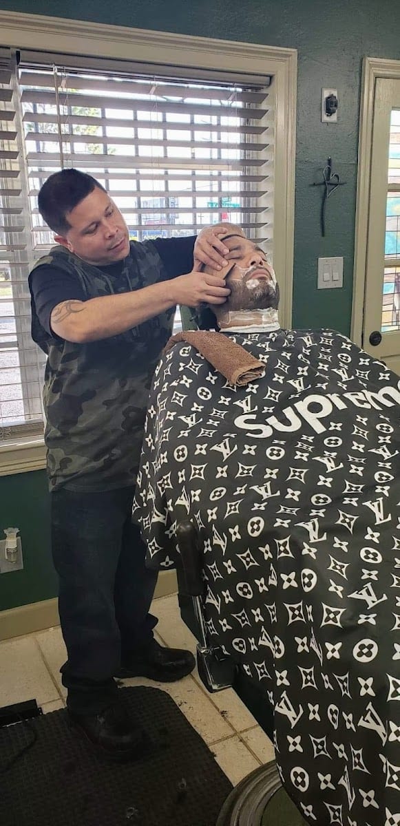 West Tampa Barber Shop, photo 2