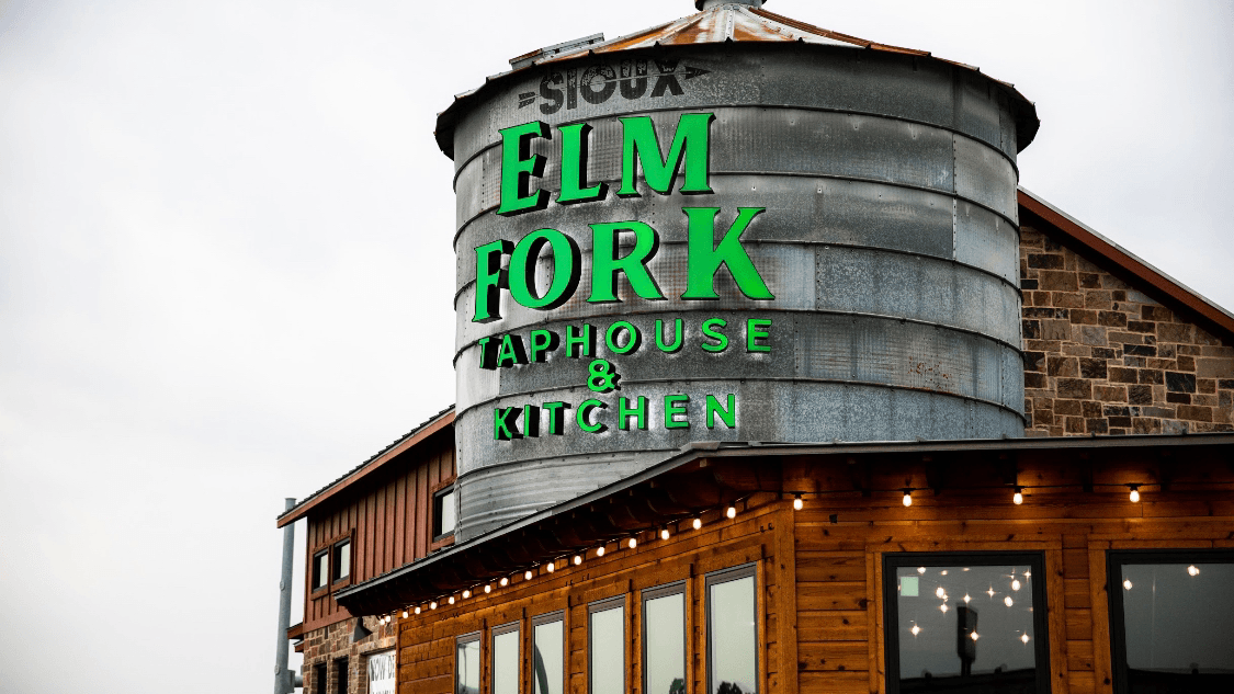 Elm Fork Taphouse & Kitchen, photo 2