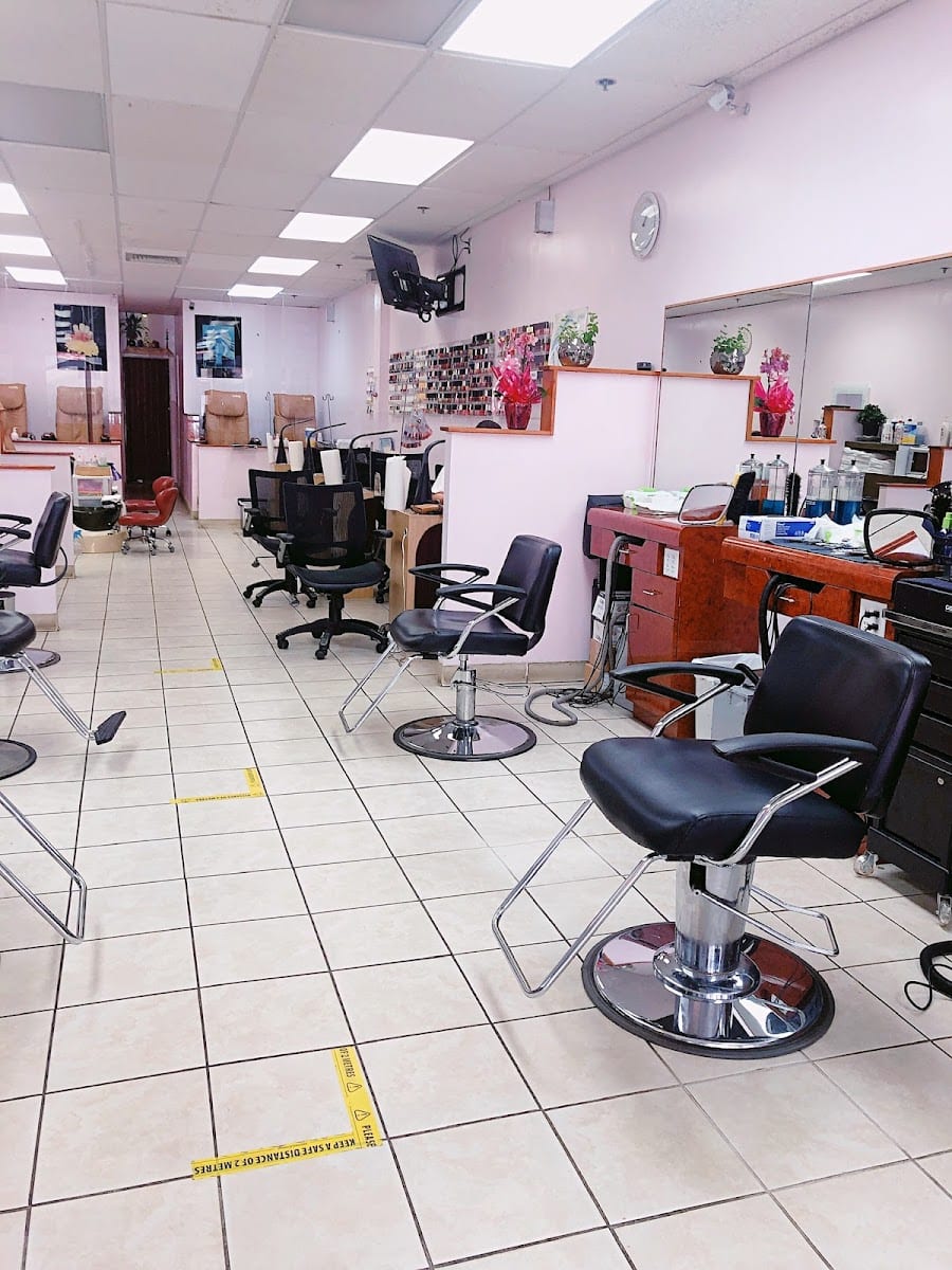 Aikahi Hair & Nail Salon