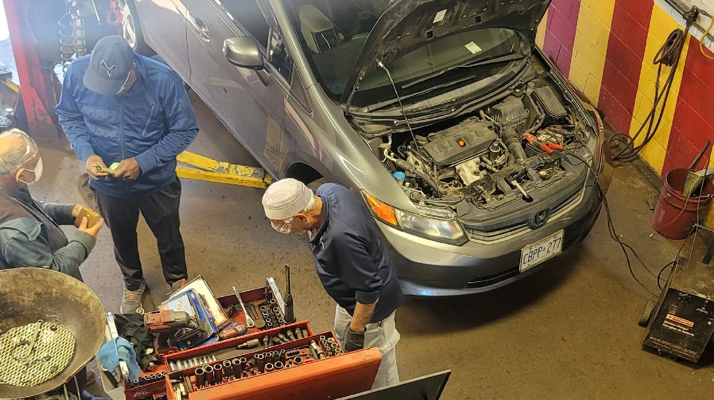 Motor Mechanic, photo 3