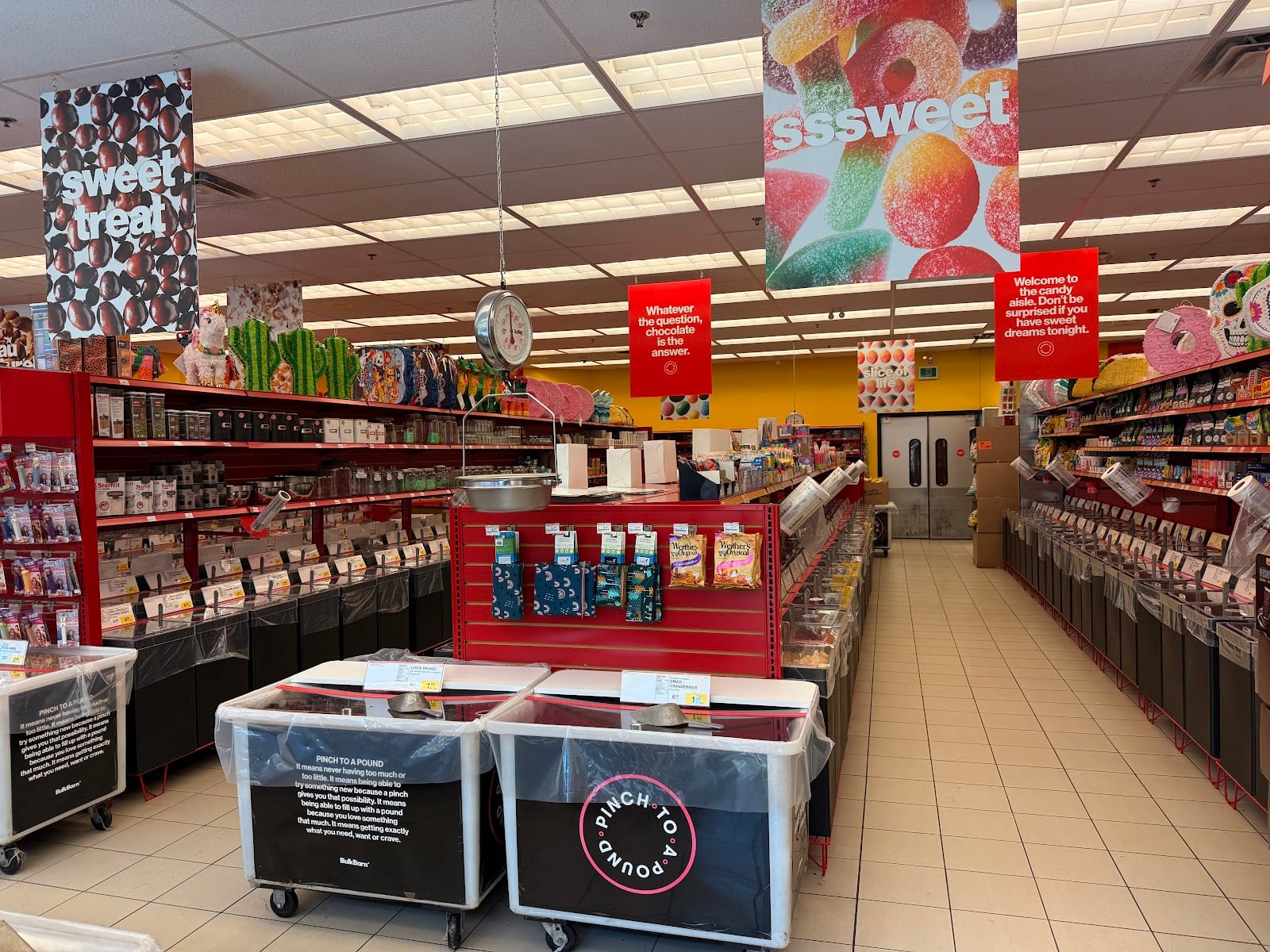 Bulk Barn, photo 2