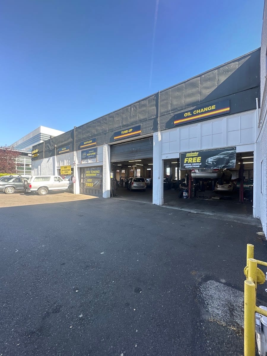 Meineke Car Care Center, photo 2