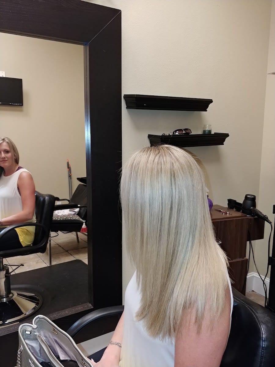 Cut Color Beauty Salon, photo 3