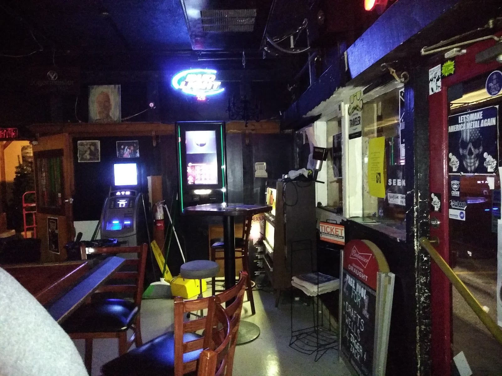 KELLYS LIVE