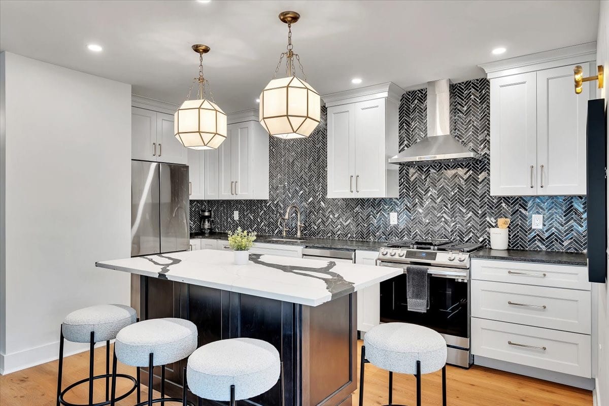 Caitlin Cucchiella | Real Estate Agent | TV Host | Builder | Saratoga, photo 2