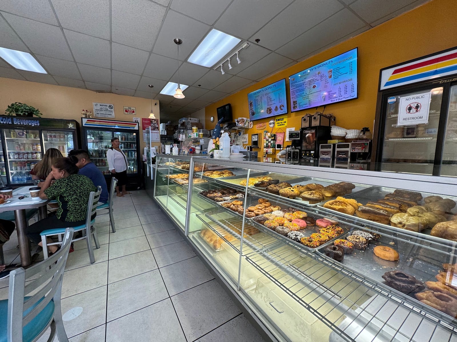 Henry's Donuts