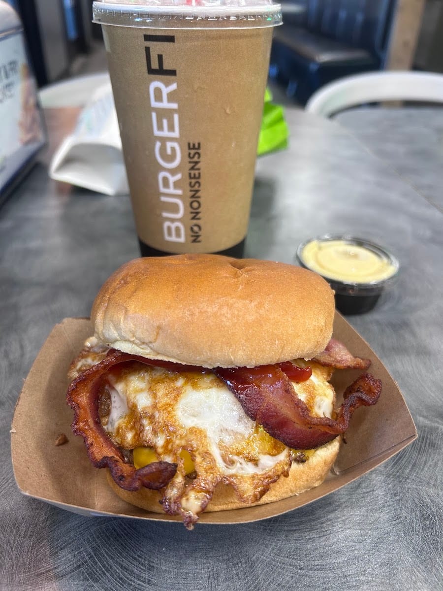 BurgerFi Tampa, photo 4