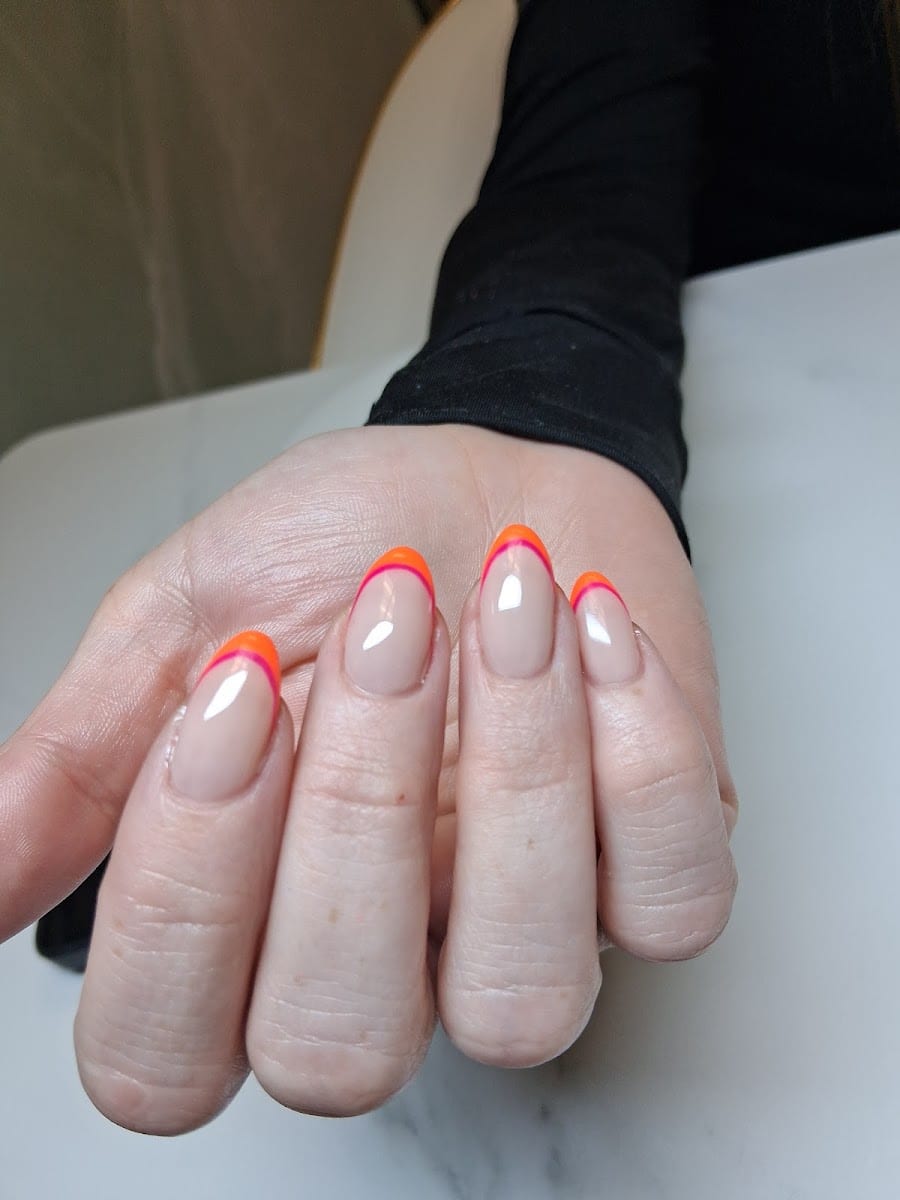 The Nail Cove