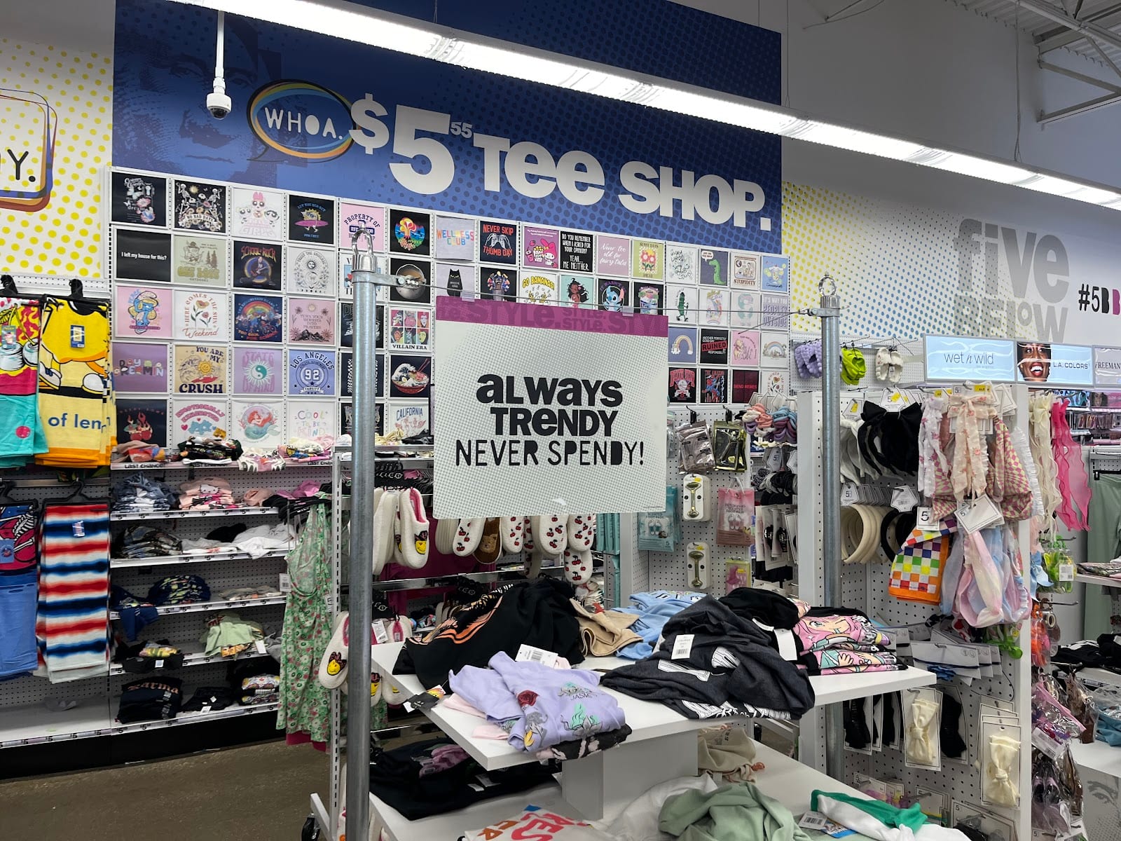 Five Below, photo 3