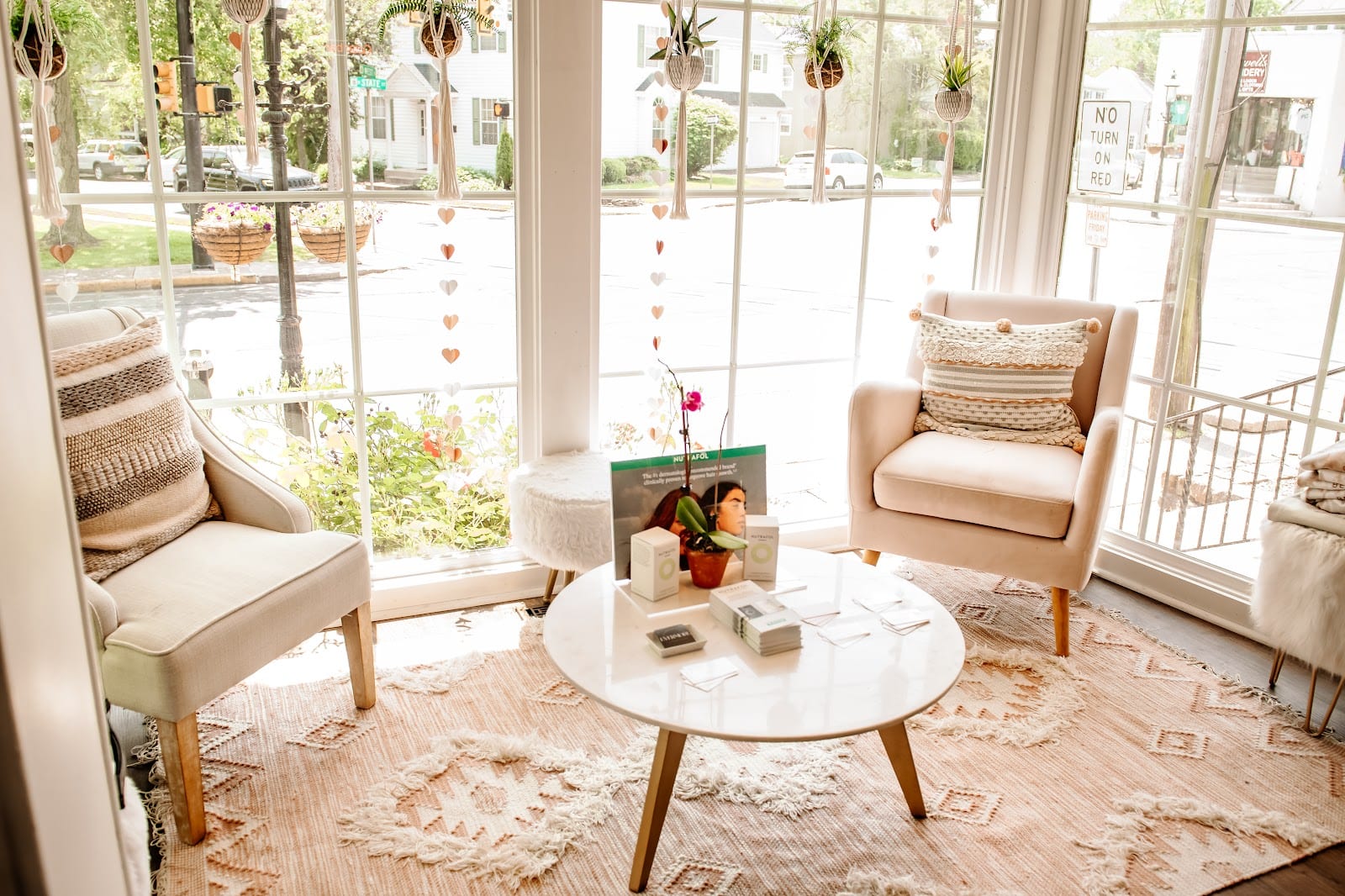 M Salon Beauty Studio, photo 4