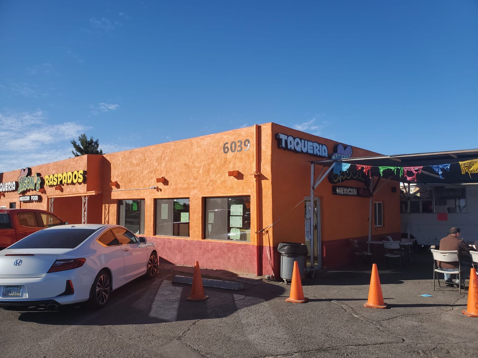 Taquería y Raspados Jason