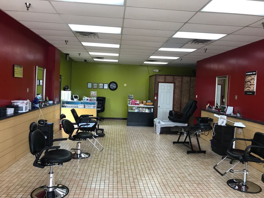 Lux Eyebrow Threading & Spa