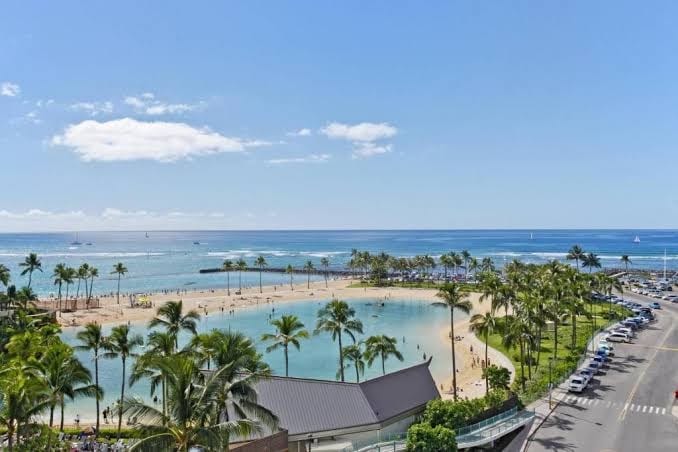 Ilikai Hotel 1741, Beautiful Ocean, Marina & Sunset Views! Spacious Lanai! No Resort Fees!