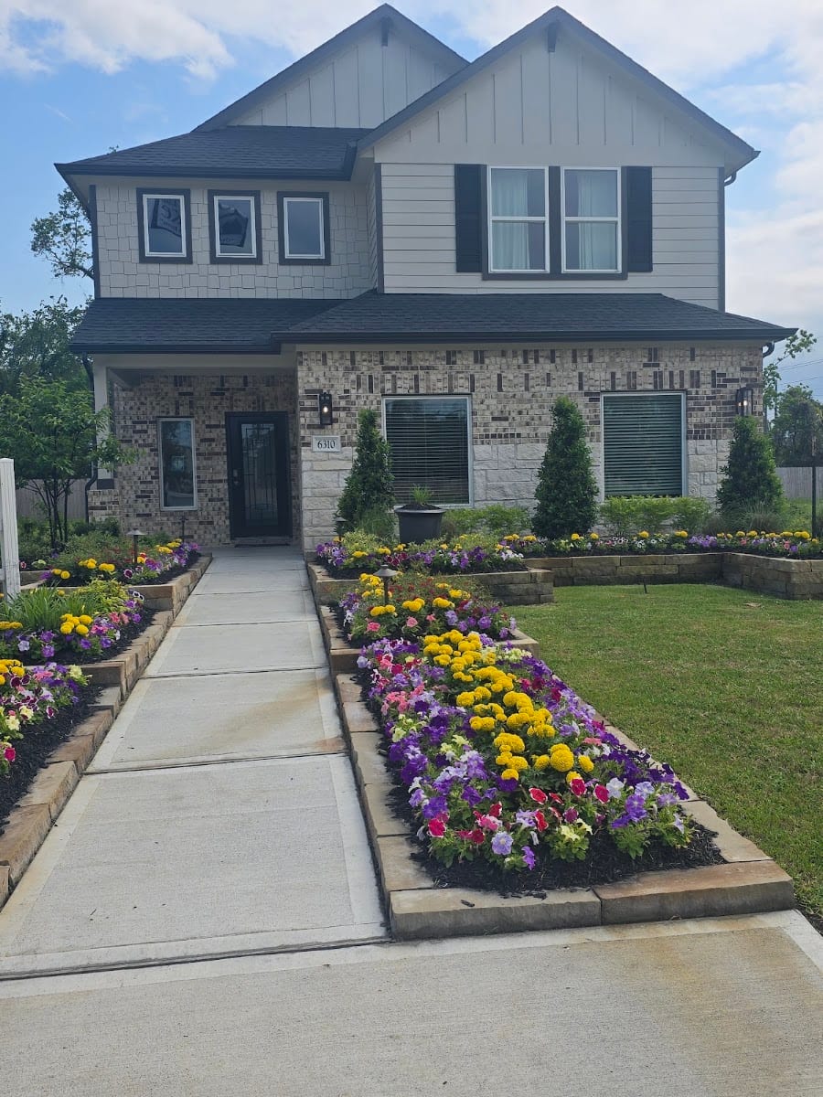 Breckenridge Park - New Homes by Long Lake, LTD