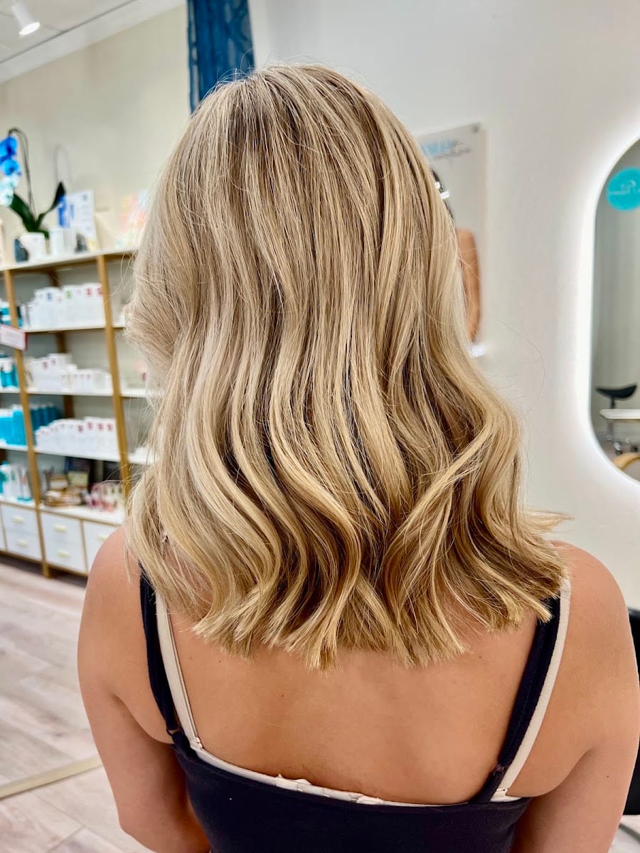 Salty Waves Salon