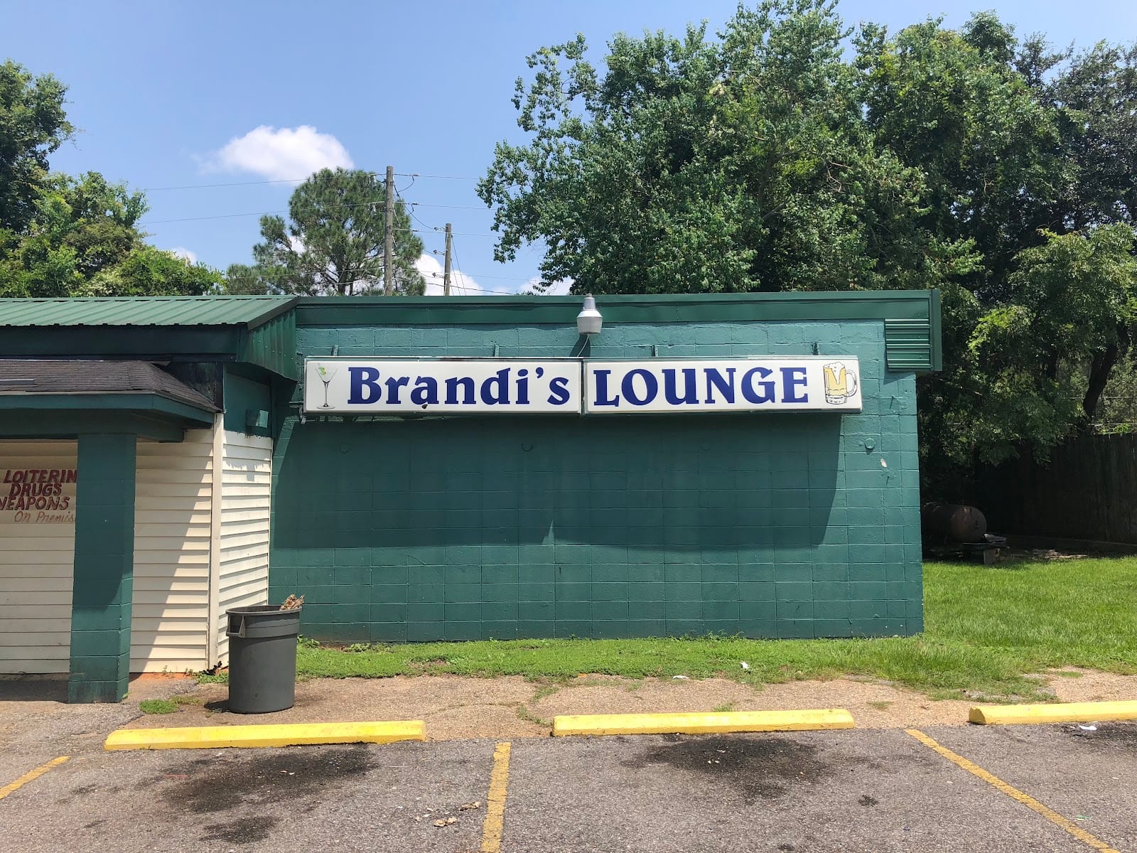 Brandi's Lounge