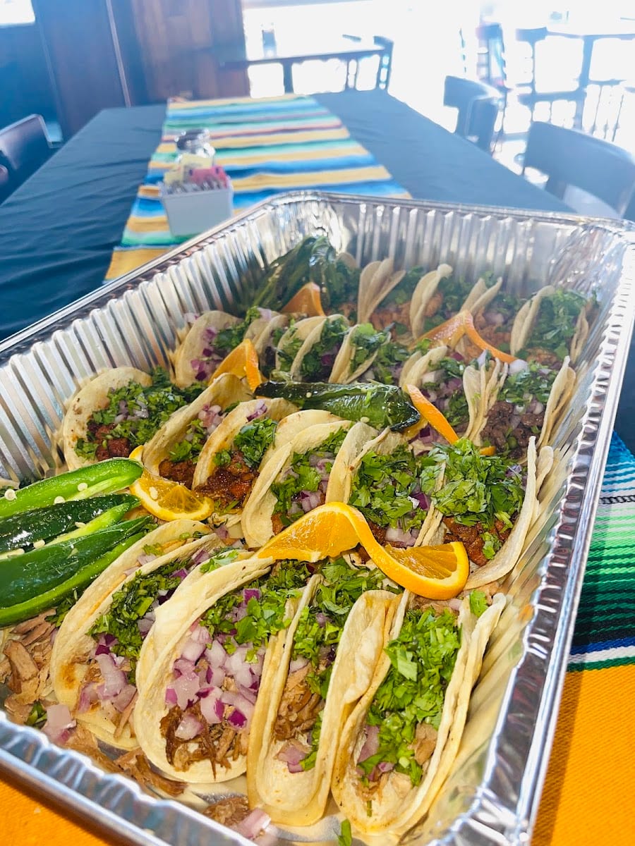 Las Flores Family Mexican Restaurant