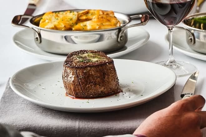 Fleming’s Prime Steakhouse & Wine Bar, photo 3