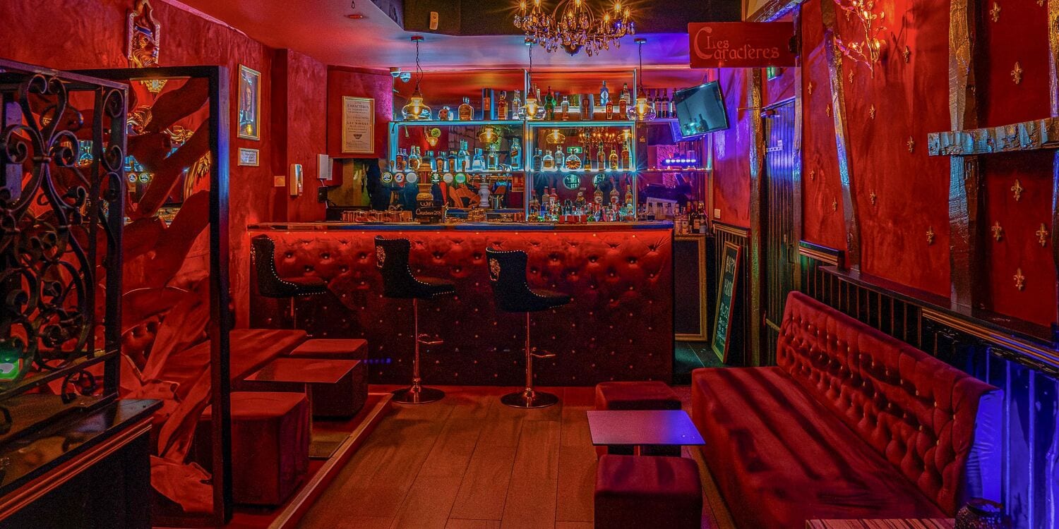The Characters Bar Paris