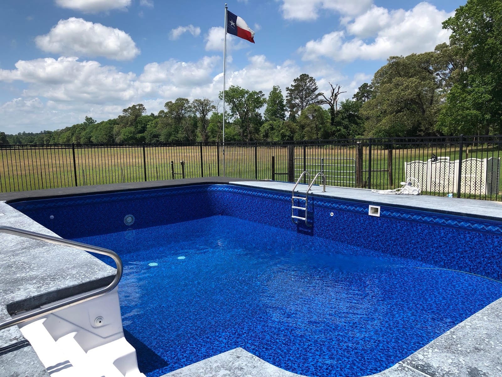 Jed Vinyl Pools, photo 2