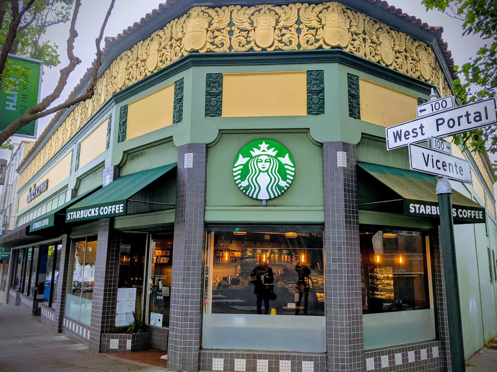 Starbucks Coffee Company, photo 2