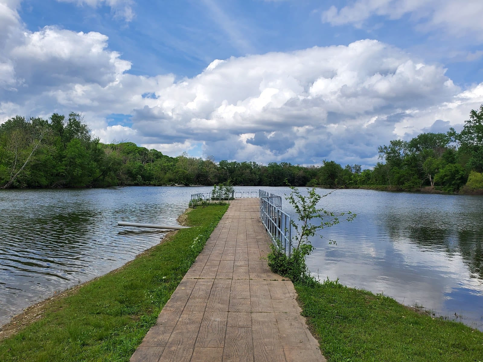 Shadyside Lake Activity Center