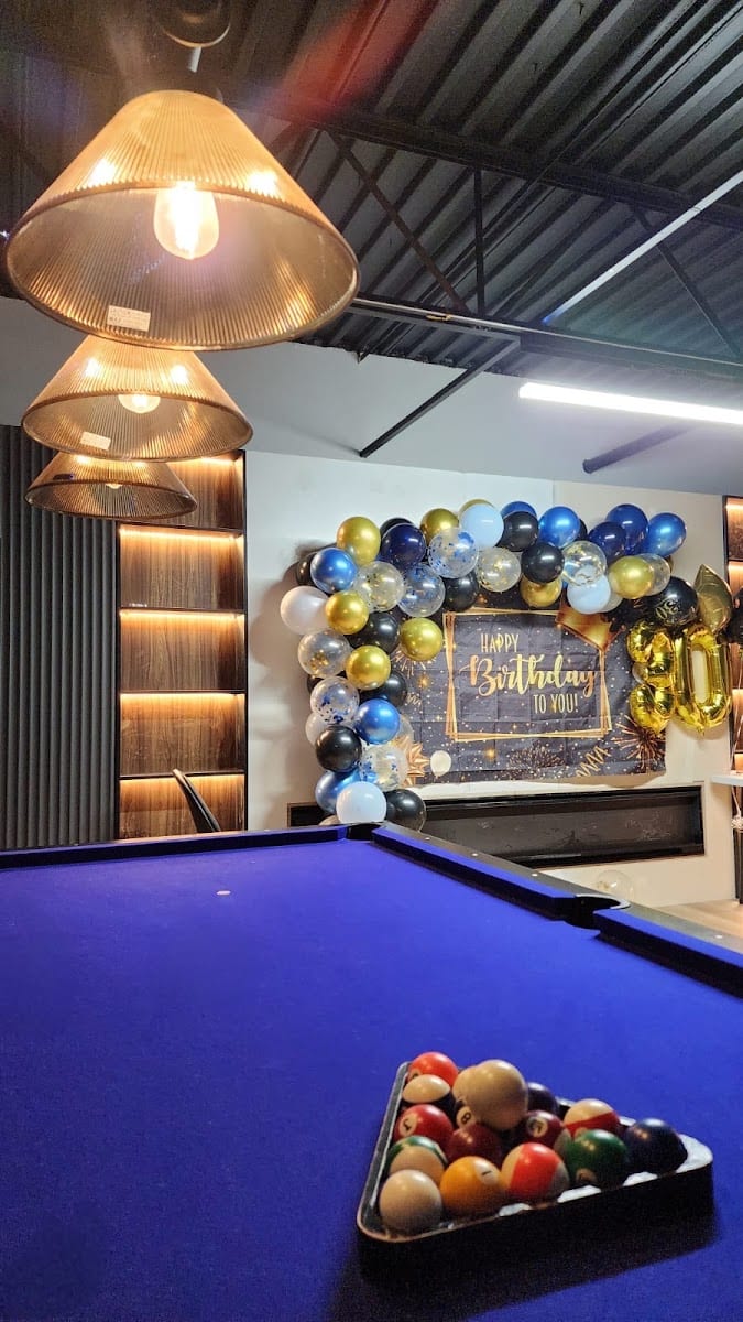 Lounge on Fifty, photo 3