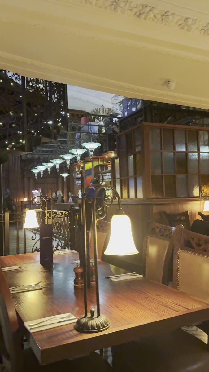 The Trading House, photo 3