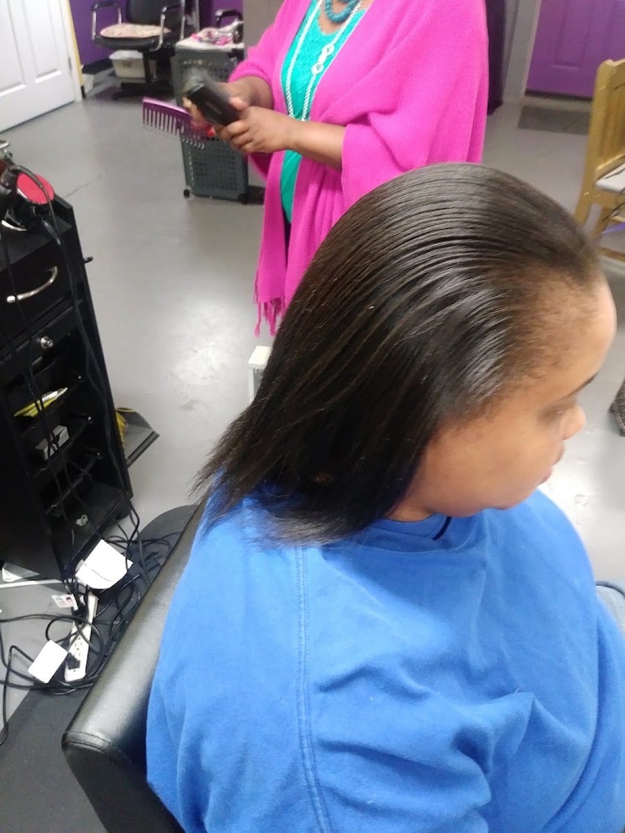 Heavenly Hands Hair Salon by Lady Grace