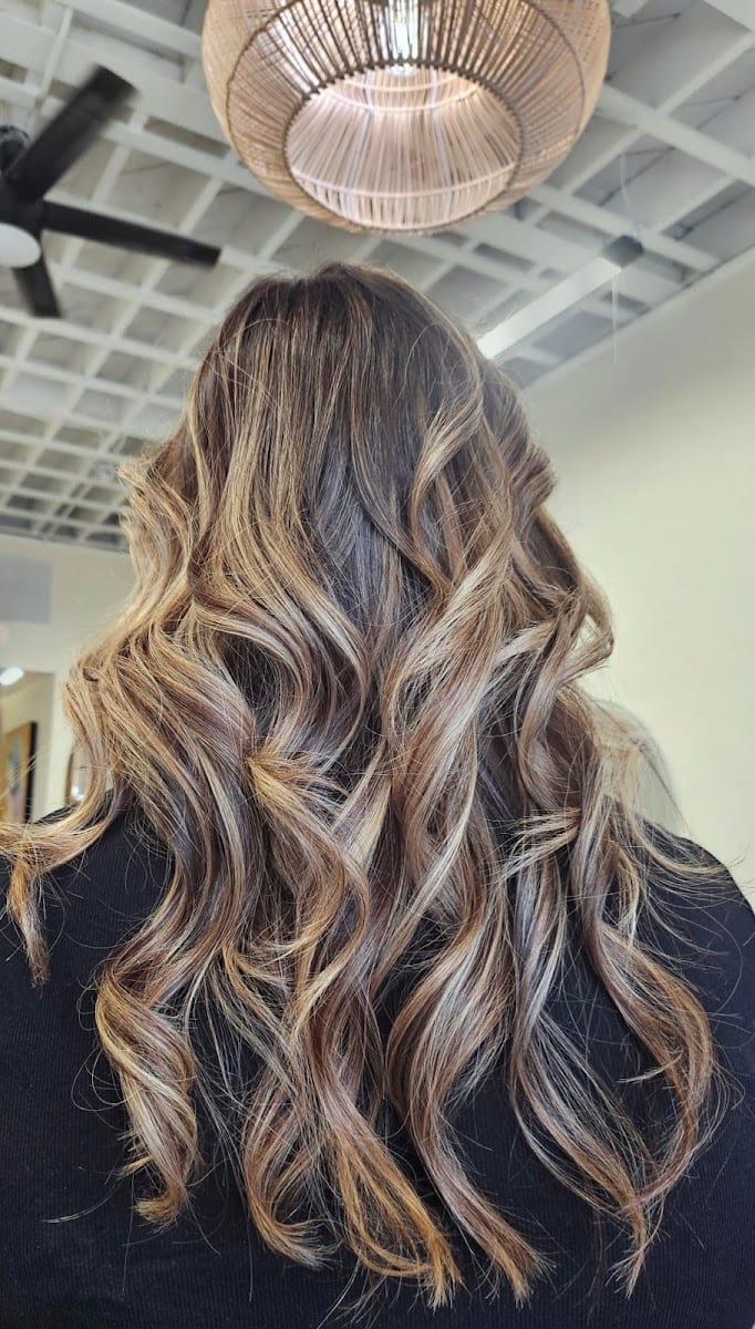 Beachy Waves Hair Studio