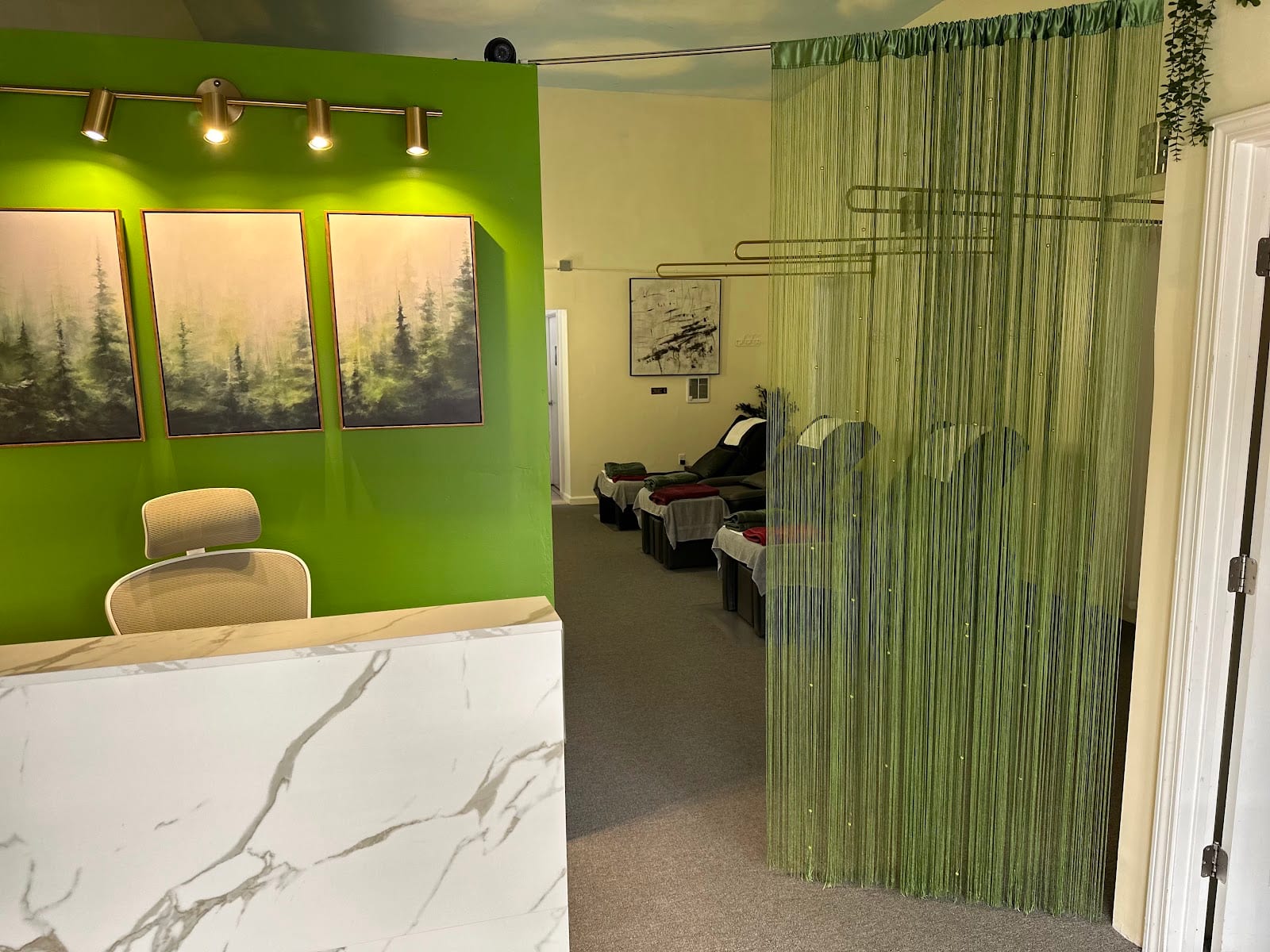 Nature’s Edge Spa
