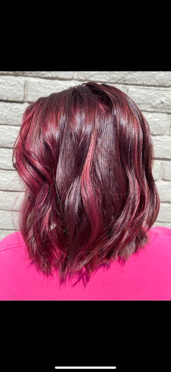 Shaye Slays Hair, photo 3