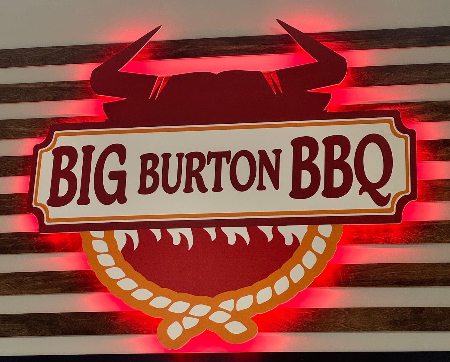 BIG BURTON BBQ, photo 3