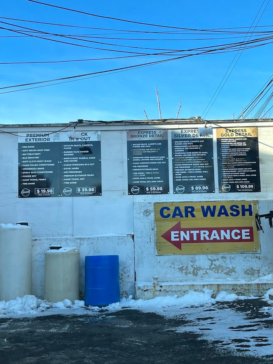 Eastern-Leslie Car Wash & Express Detail Centre